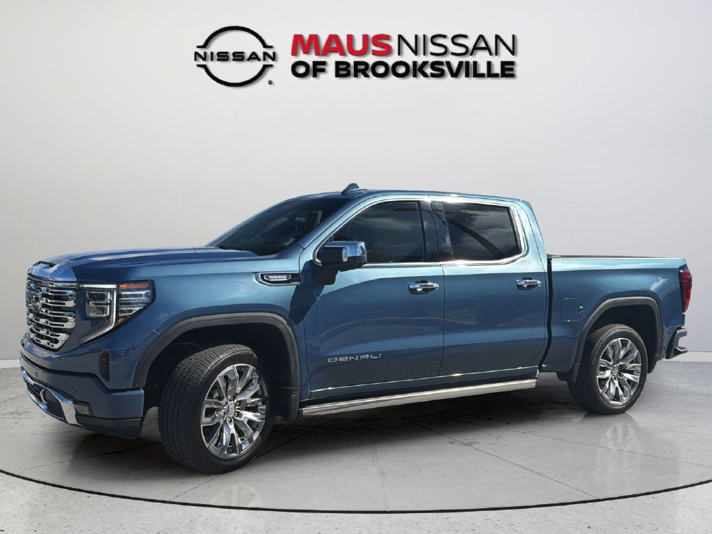 Used 2025 GMC Sierra 1500 Denali w/ Denali Reserve Package AWD/4WD image 5
