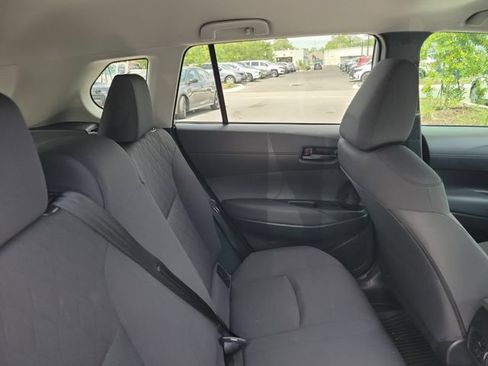 Used 2026 Toyota Corolla Cross LE FWD image 32