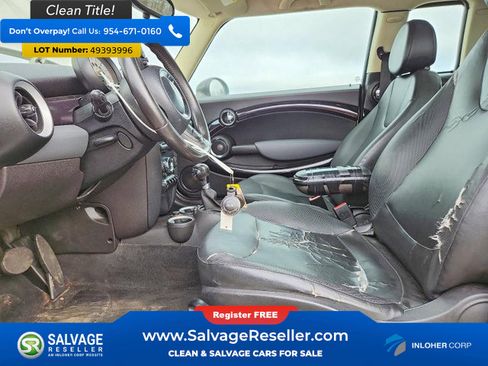 Used 2011 MINI Cooper Clubman FWD image 9