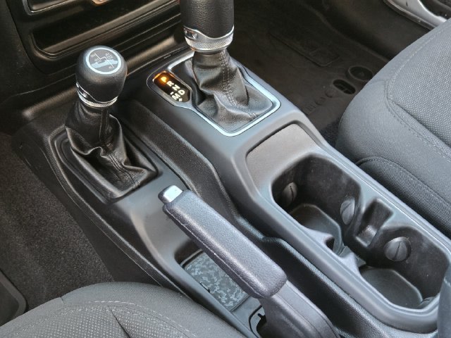 Used 2023 Jeep Wrangler Unlimited w/ Cold Weather Group AWD/4WD image 21