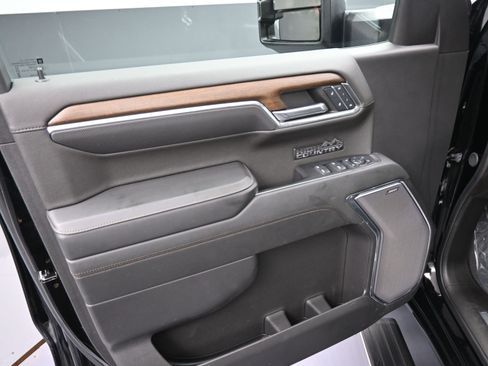 Certified 2024 Chevrolet Silverado 1500 High Country w/ High Country Premium Package image 13