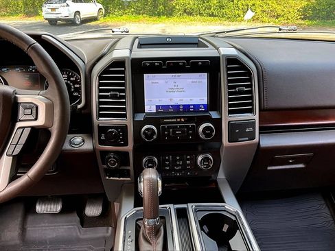 Used 2020 Ford F150 King Ranch w/ Equipment Group 601A Luxury AWD/4WD image 9
