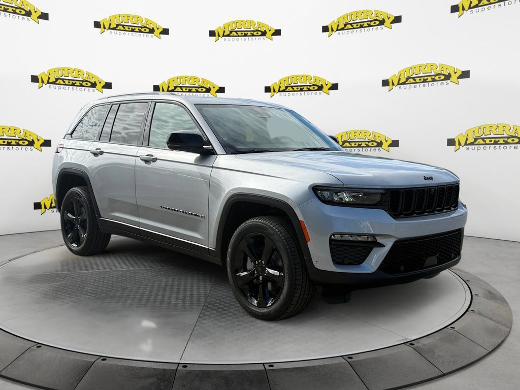 New 2025 Jeep Grand Cherokee Limited w/ Luxury Tech Group II RWD image 7