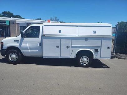 Used 2009 Ford E-350 and Econoline 350 Super Duty