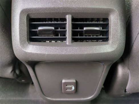 Certified 2023 Chevrolet Equinox LS image 21