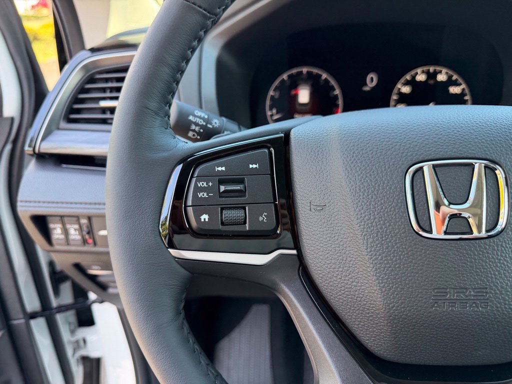 New 2026 Honda Odyssey Elite image 17