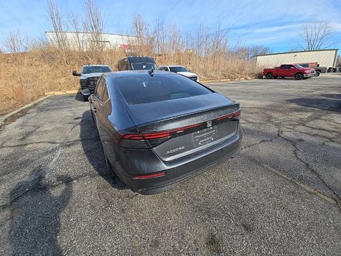 Used 2023 Honda Accord LX image 5