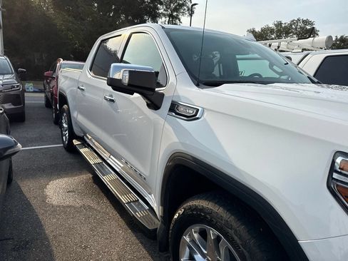 Used 2021 GMC Sierra 1500 SLT w/ SLT Premium Plus Package AWD/4WD image 5