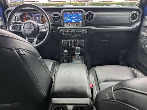 Used 2019 Jeep Wrangler Unlimited Sahara w/ Quick Order Package 24M Moab image 24