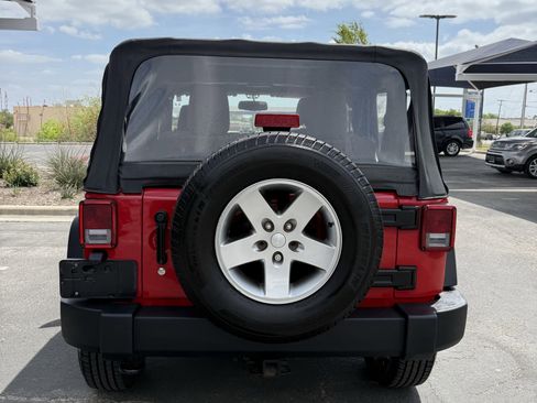 Used 2014 Jeep Wrangler Sport w/ Quick Order Package 24S AWD/4WD image 6