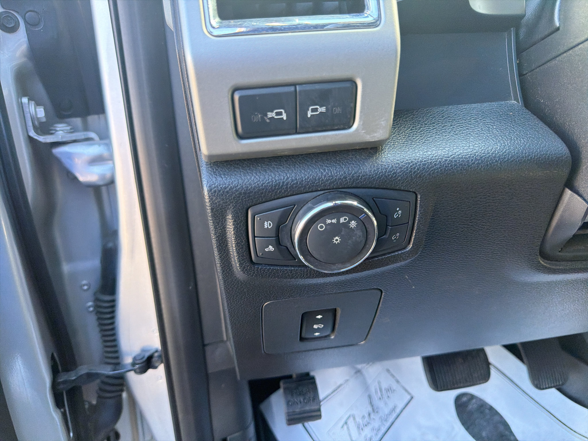 Used 2015 Ford F150 Lariat AWD/4WD image 13