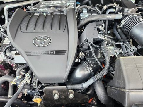 New 2026 Toyota Grand Highlander AWD Hybrid image 21