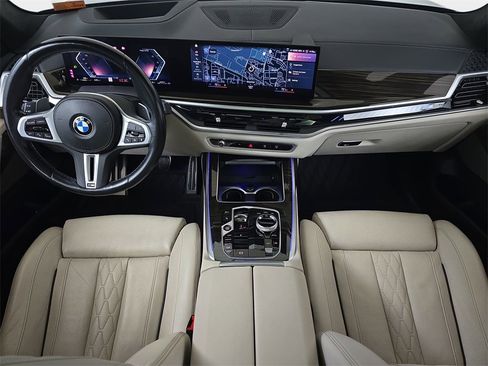 Used 2023 BMW X7 M60i w/ Executive Package image 13
