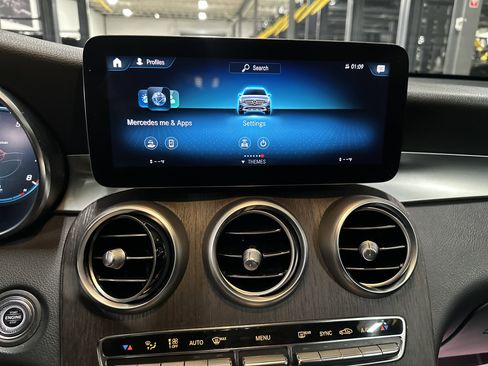 Certified 2022 Mercedes-Benz GLC 300 4MATIC image 19