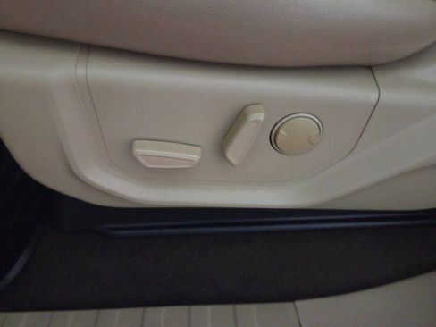 Used 2020 Ford F150 Lariat image 74