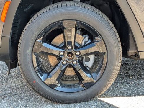 New 2026 Jeep Grand Cherokee Limited image 28