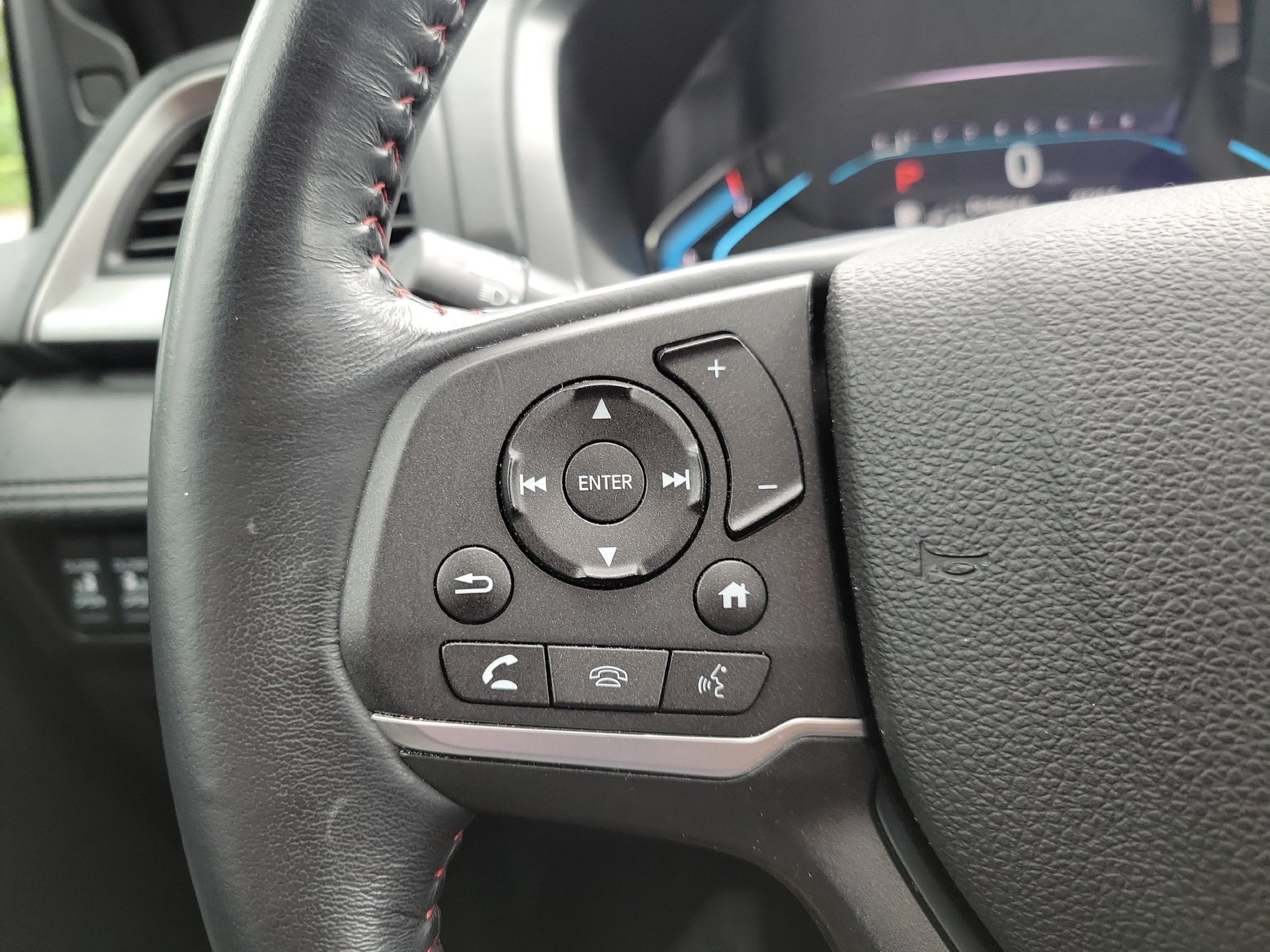 Used 2024 Honda Odyssey Sport image 32