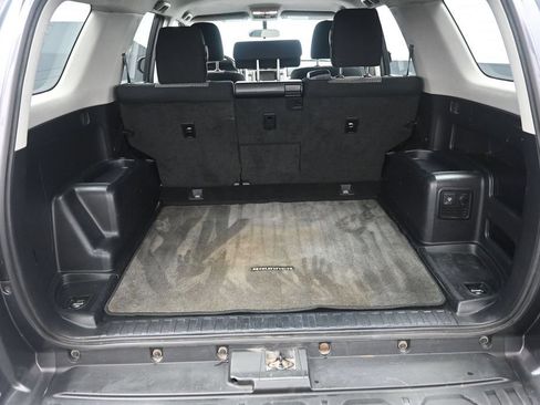 Used 2016 Toyota 4Runner SR5 AWD/4WD image 34