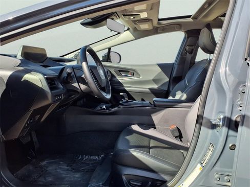 Used 2023 Toyota Prius Limited w/ Limited Premium Package image 17