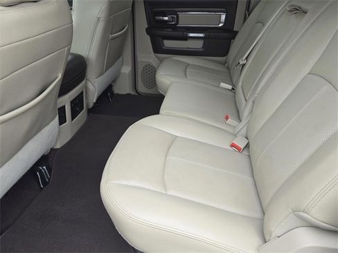 Used 2018 RAM 2500 Laramie w/ Convenience Group image 14