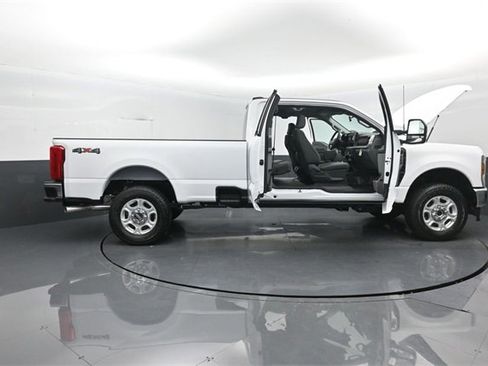 New 2026 Ford F250 XLT image 33