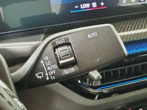 Used 2026 BMW M2 w/ Lighting Package RWD image 21
