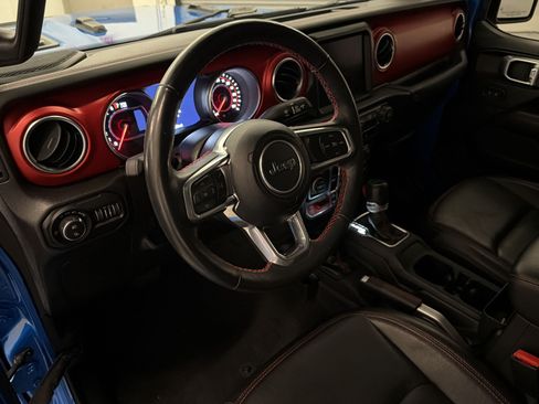Used 2022 Jeep Gladiator Rubicon w/ LED Lighting Group AWD/4WD image 4