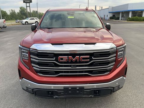 Used 2023 GMC Sierra 1500 SLT w/ SLT Premium Plus Package AWD/4WD image 3