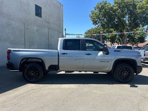 New 2026 Chevrolet Silverado 2500 LT w/ Trail Boss Package AWD/4WD image 2