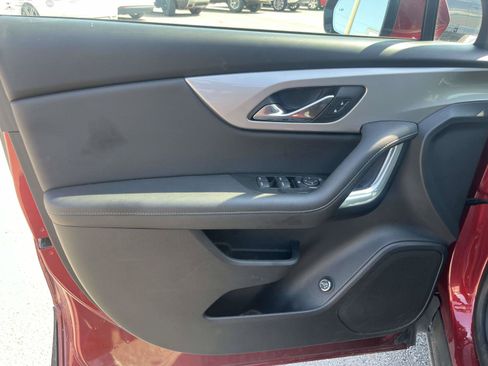 Used 2021 Chevrolet Blazer LT FWD image 12