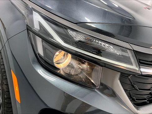 Used 2024 Kia Seltos X-Line AWD/4WD image 34