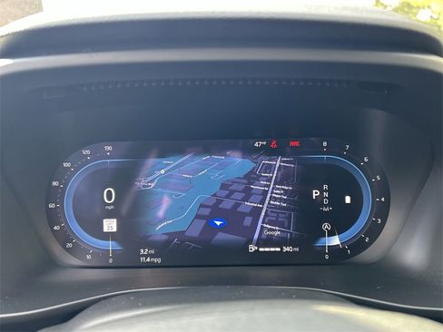 Certified 2024 Volvo XC40 B5 Plus w/ Protection Package Premier image 19