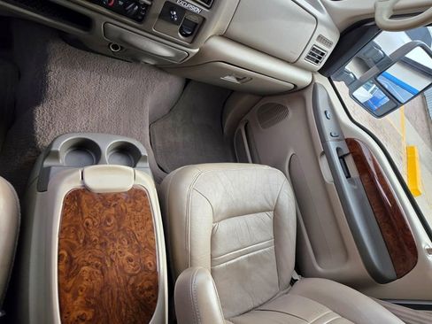 Used 2000 Ford Excursion Limited image 19