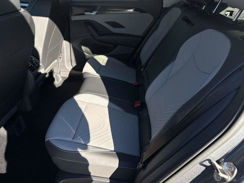 New 2026 Volkswagen Tiguan SE image 13