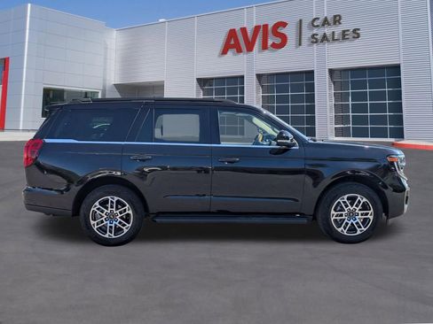 Used 2025 Ford Expedition Active image 5