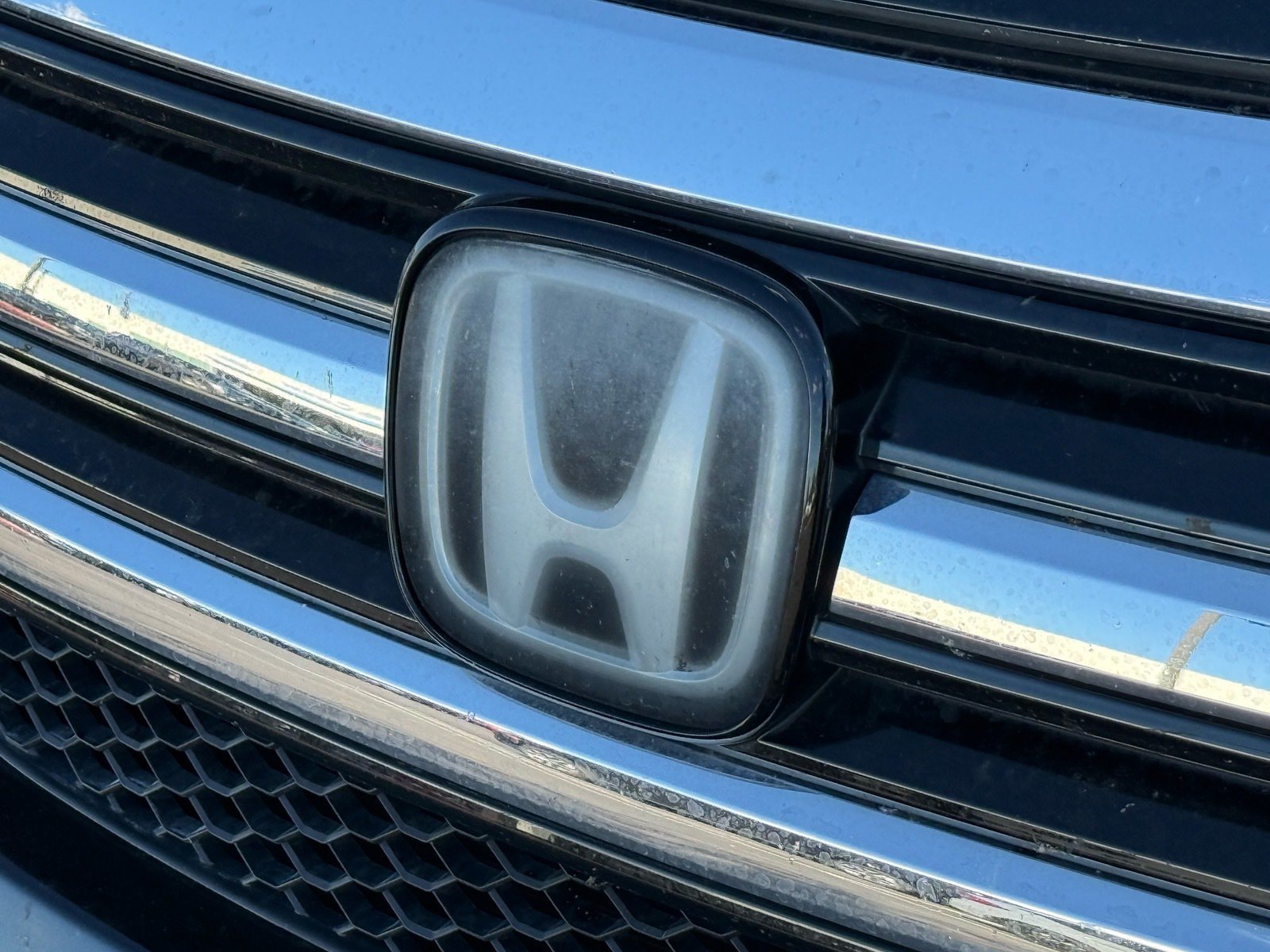 Used 2017 Honda Pilot Touring image 8