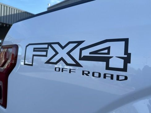 Used 2019 Ford F150 XLT w/ Trailer Tow Package image 12