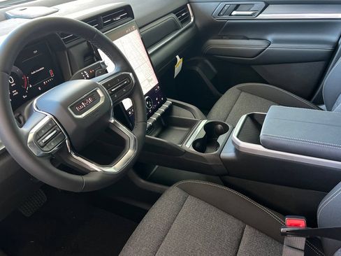 New 2026 GMC Terrain Elevation FWD image 7