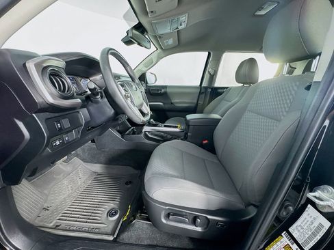 Used 2023 Toyota Tacoma SR5 w/ Technology Package image 15