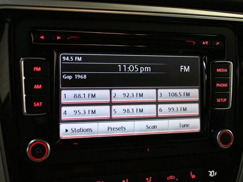 Used 2012 Volkswagen Passat 2.5 SE FWD image 55