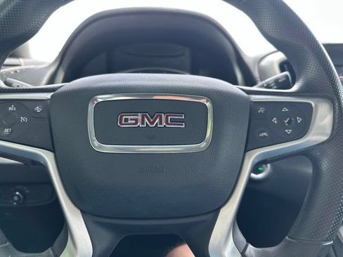 Used 2022 GMC Terrain SLE w/ Driver Convenience Package FWD image 20