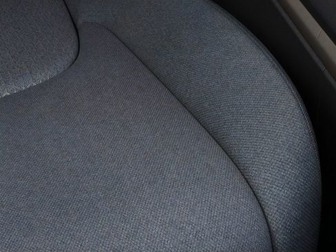 New 2026 Kia Carnival LX image 24