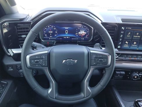Used 2025 Chevrolet Silverado 1500 RST w/ Convenience Package II AWD/4WD image 17