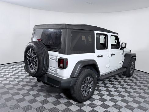 Used 2023 Jeep Wrangler Sport S image 6
