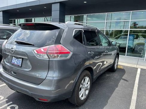 Used 2016 Nissan Rogue SV w/ SV Premium Package FWD image 8