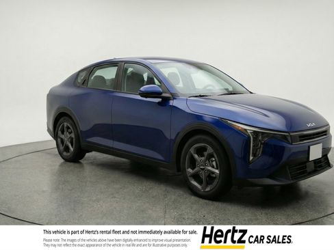 Used 2025 Kia K4 FWD image 1