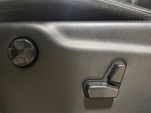 Used 2024 Dodge Durango GT image 19