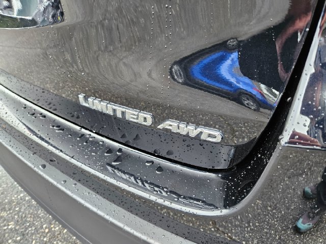 Used 2019 Toyota Highlander Limited Platinum AWD/4WD image 12