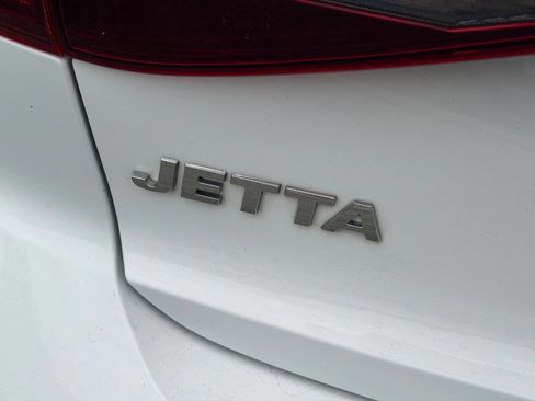 Used 2017 Volkswagen Jetta S FWD image 10