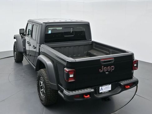 New 2025 Jeep Gladiator Rubicon w/ Convenience Group image 60